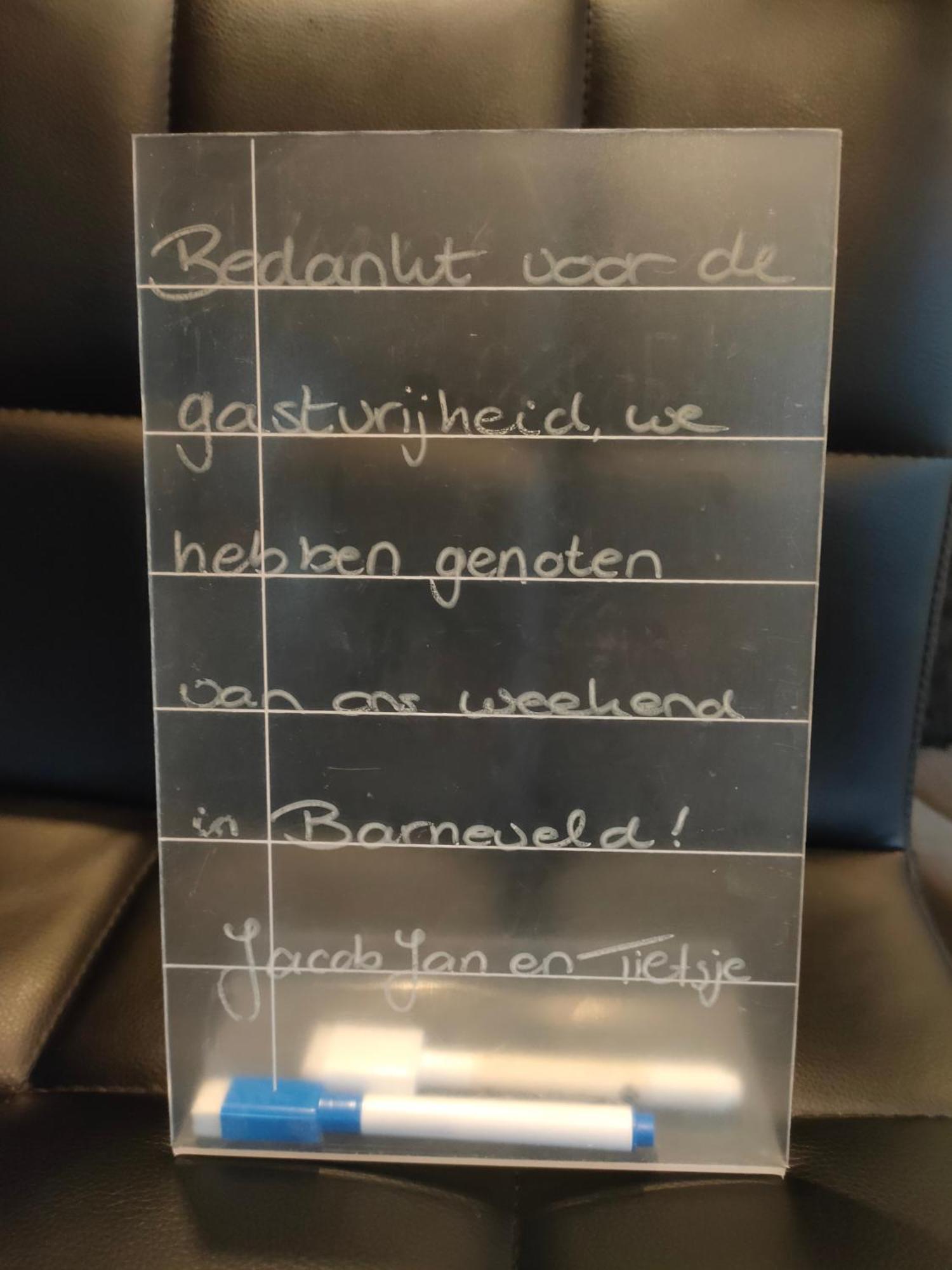 Gastenverblijf 'De Hupsakeet' 巴讷费尔德 外观 照片